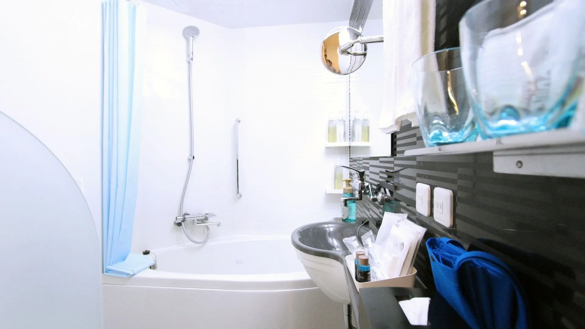 フェイスリフトファミリーツイン  - ヤーマンコンセプトルーム