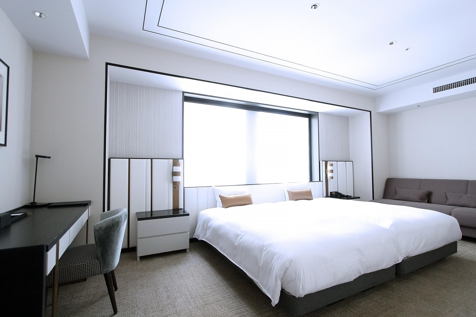 デラックスツイン ユニバーサルデザイン｜客室のご案内｜KOKO HOTEL Premier 日本橋浜町