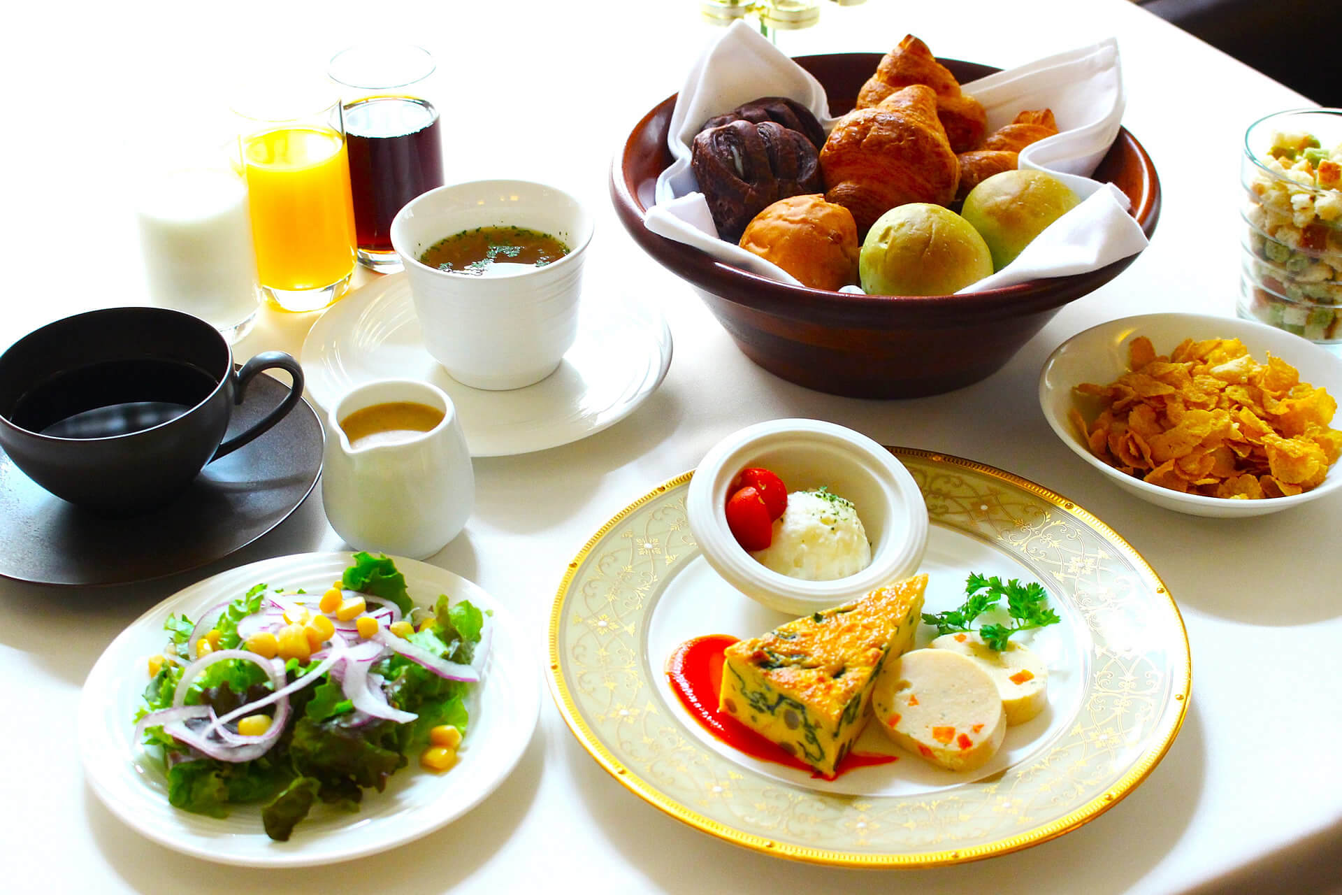 朝食のご案内｜ENGLISH｜KOKO HOTEL Osaka Shinsaibashi